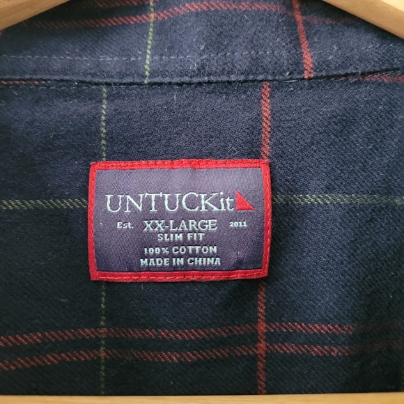 UNTUCKit Soft Flannel Long Sleeve Plaid Shirt - Picture 3 of 5